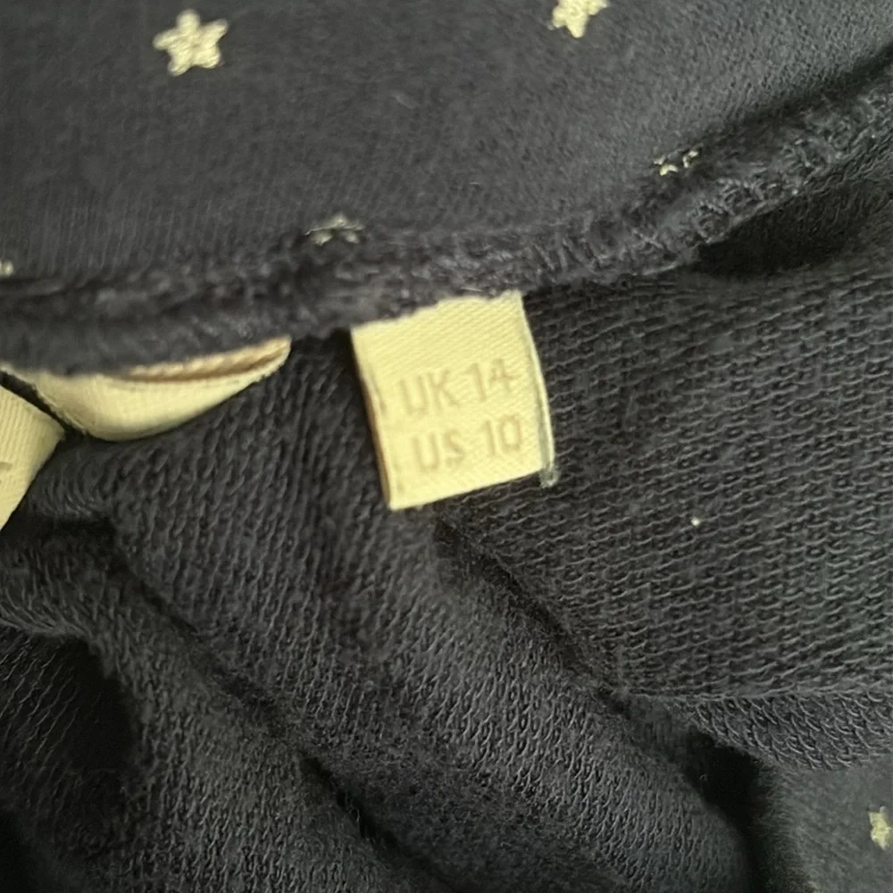 BODEN Navy and Silver Metallic Star Print Modal Pajamas Matching Set 10/12